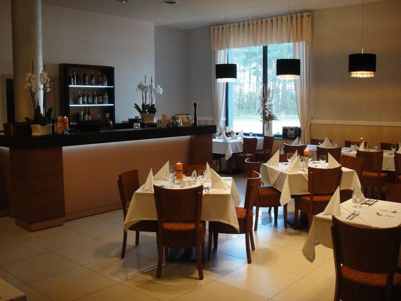 Oswald Arena Hotel Jemielnica Luaran gambar
