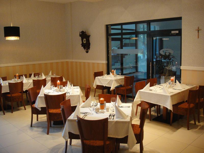 Oswald Arena Hotel Jemielnica Luaran gambar