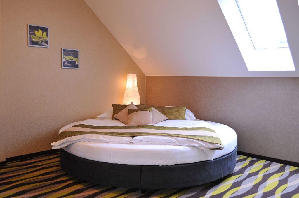 Oswald Arena Hotel Jemielnica Luaran gambar